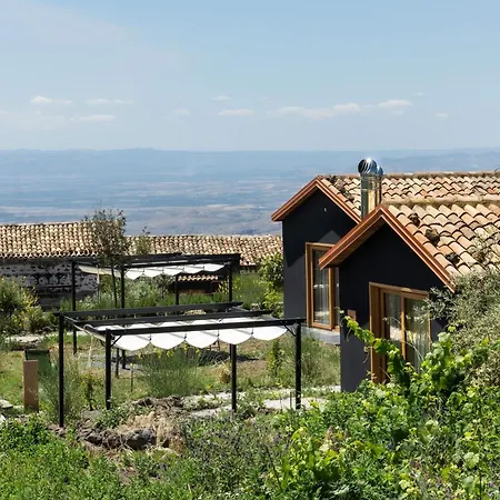 Podere Dell'etna Segreta - Essential Nature & Glamping