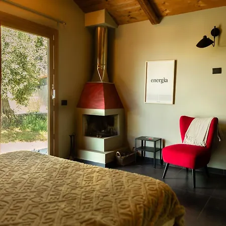 Podere Dell'etna Segreta - Essential Nature & Glamping Semesteranläggning (resort) *