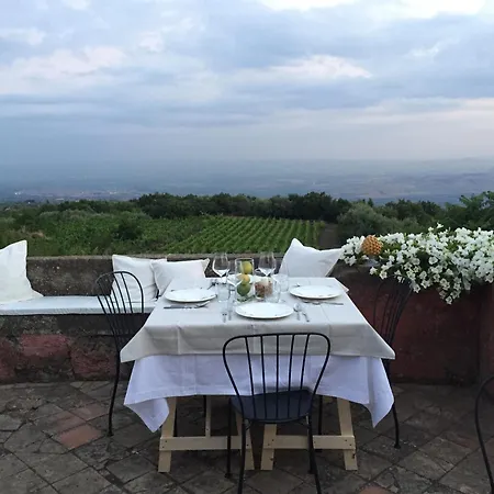 Podere Dell'etna Segreta - Essential Nature & Glamping Resort