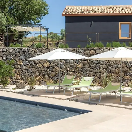 Podere Dell'etna Segreta - Essential Nature & Glamping Resort